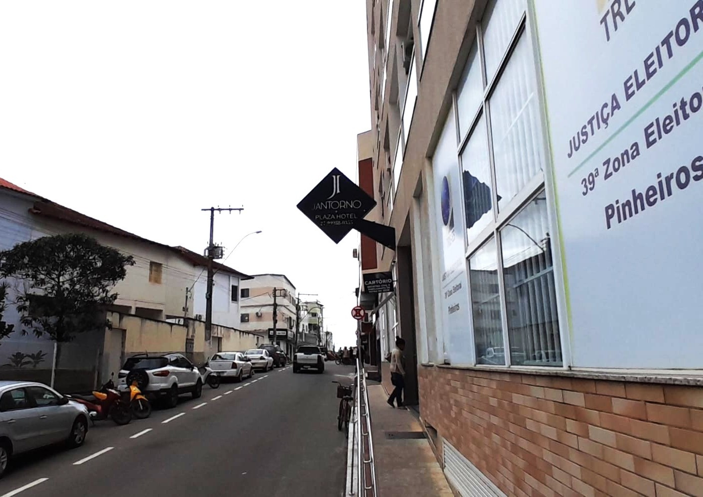 Prefeitura e Cartório Eleitoral promovem ação especial para cadastro biométrico em Pinheiros